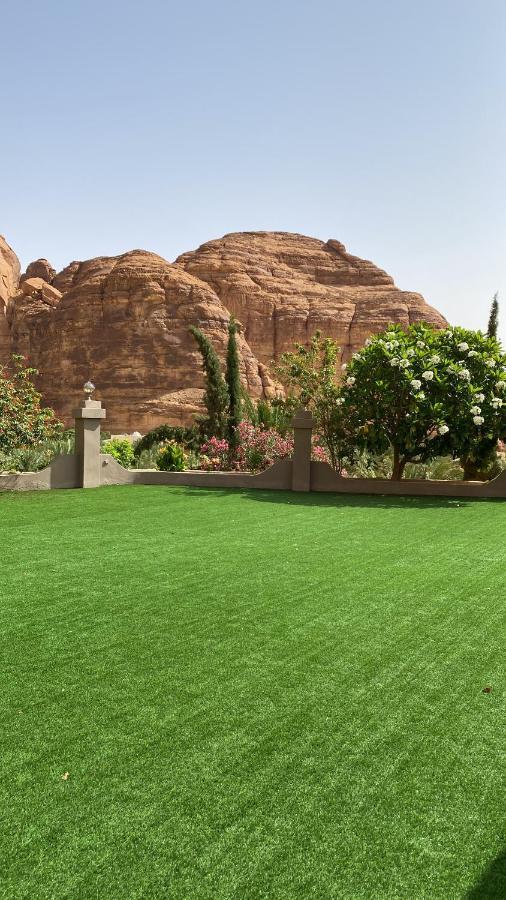 Vila الجوهرة Diamond Plus Al Ula Exteriér fotografie